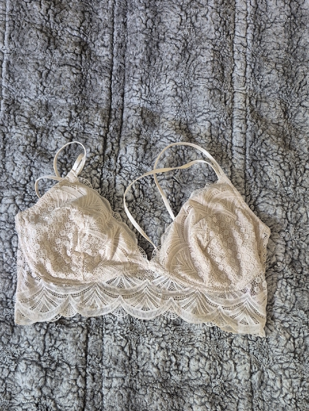 Auden 🖤 Cream Lace Bralette with Scalloped Hem (710)